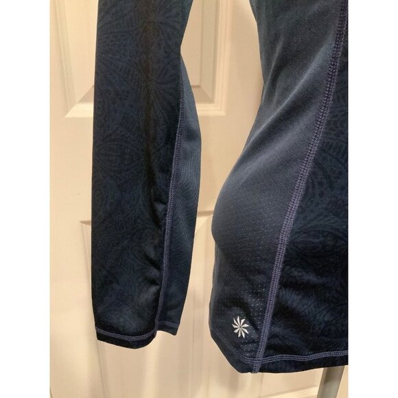 Athleta Gray Geometric Aztec Patterned Long Sleeve Cool Down Shirt, Size XXS - Picture 3 of 8